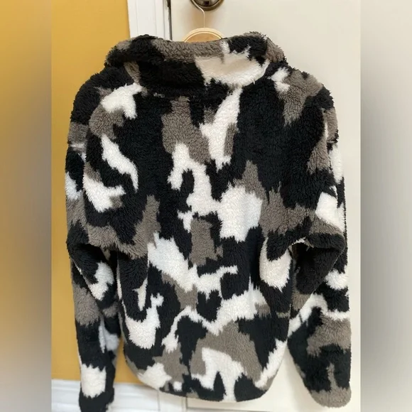 Eddie Bauer Women's Small Fireside Plush 1/4-Zip Fleece Black White & Grey - Picture 3 of 4